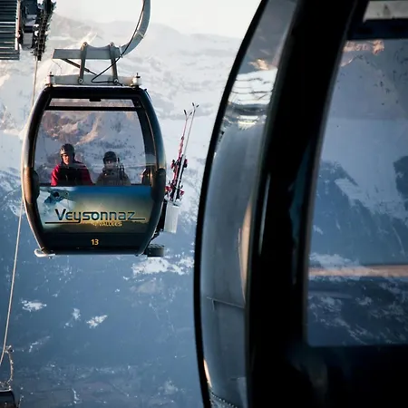 Alpesi faház In With Hot Tub *