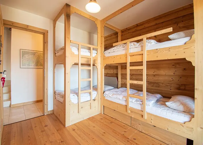 In With Hot Tub Domek alpejski Veysonnaz