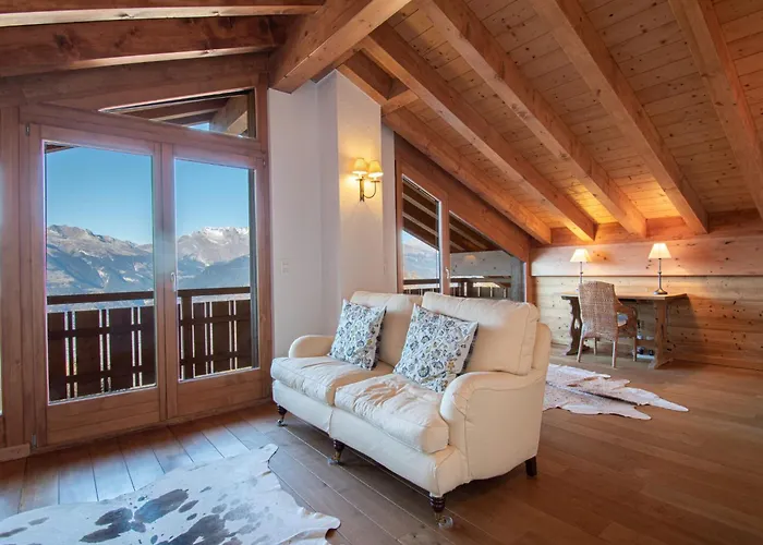 In With Hot Tub Domek alpejski