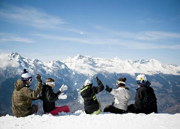 In With Hot Tub Domek alpejski Veysonnaz