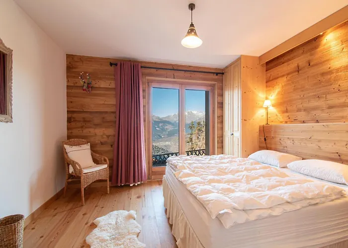 In With Hot Tub Domek alpejski Veysonnaz