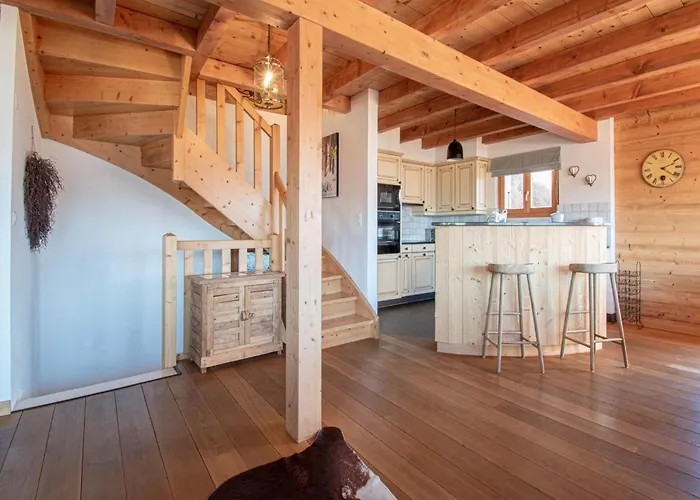 In With Hot Tub * Veysonnaz