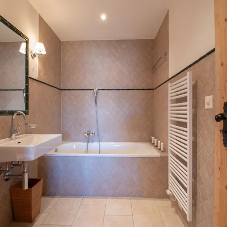 Hirondelle Jacuzzi & Luxury 12 Pers Veysonnaz