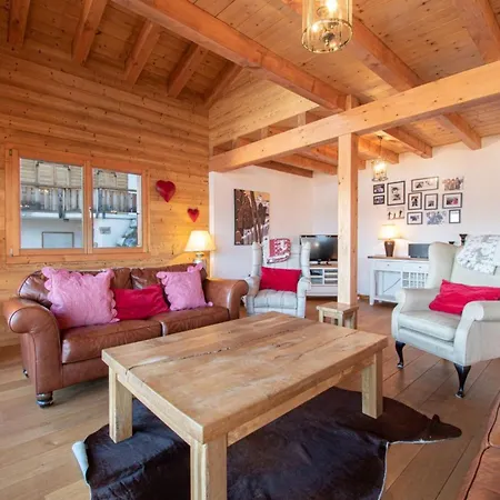 샬레 In With Hot Tub *