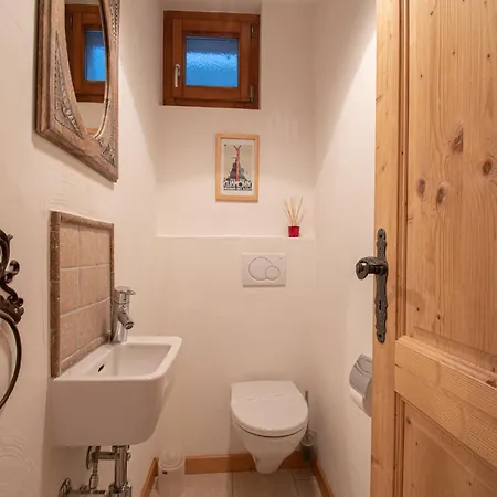 In With Hot Tub 샬레